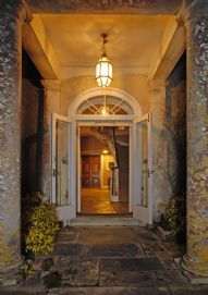 Luxury Homestays