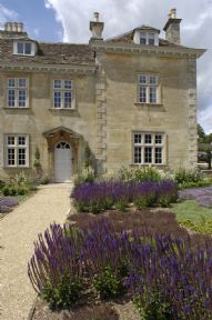 Enjoy a guided tour of some of our most glorious private gardens