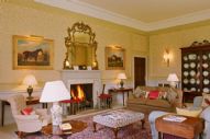 Unique and exclusive manor house tours in Britain